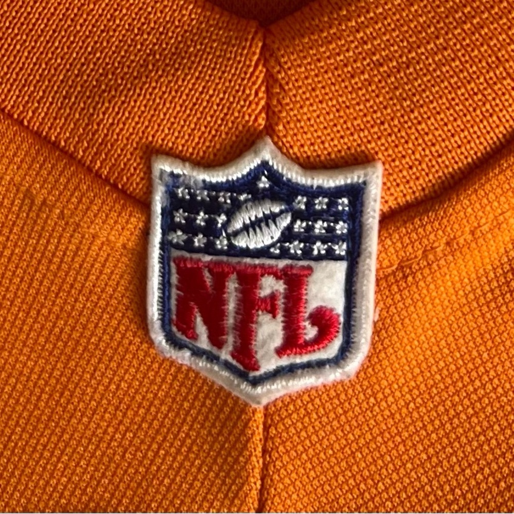 Doug Williams Tampa Bay Buccaneers Mitchell & Ness 1982 Football Jersey - Picture 8 of 12